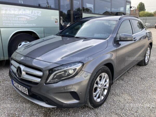 MERCEDES-BENZ GLA 220 CDI d Style 4Matic 7G-DCT AKÁR 1 ÉV GARANCIÁVAL. LED. NAVIGÁCIÓ!