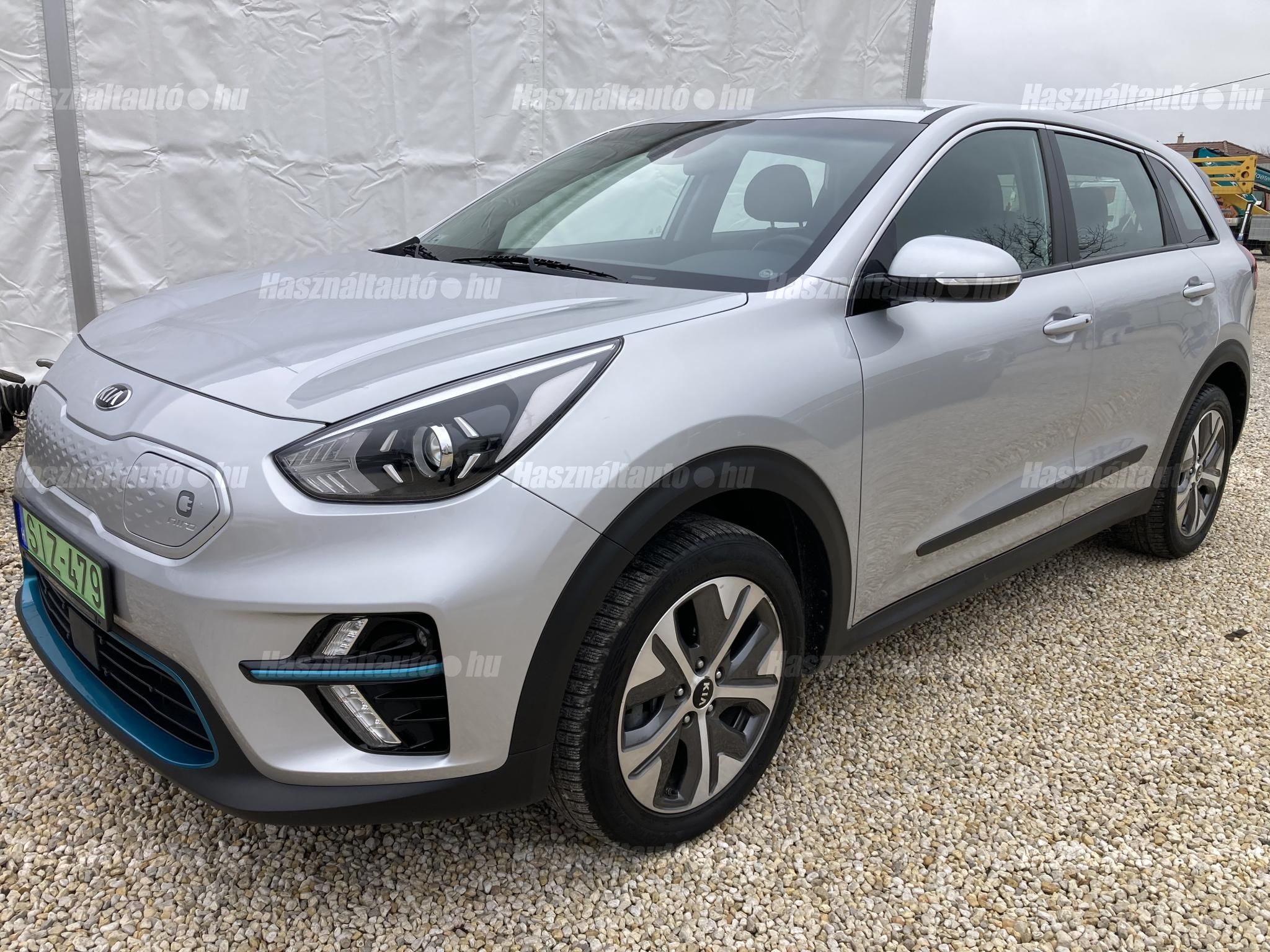 KIA NIRO e-Niro 39kWh City Star Edition !73.000KM!ALUFELNI!ELSŐ TULAJ!ÜLÉSFŰTÉS!TEMPOMAT!NAVIGÁCIÓ!GARANCIÁS!